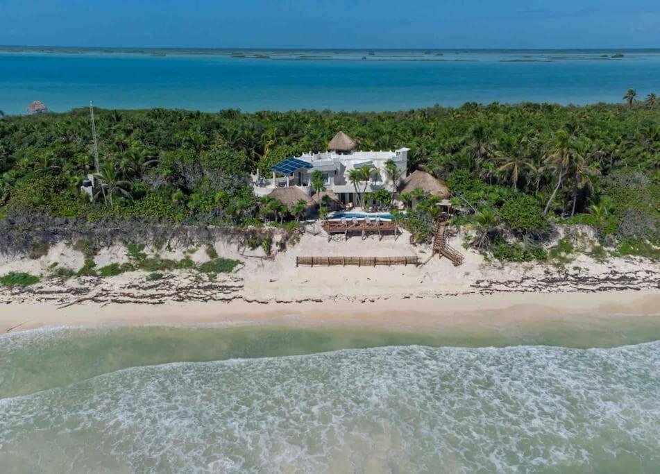 Luxury 5-Br Beachfront Home In Tulum Casa Sofia Gato Eksteriør billede