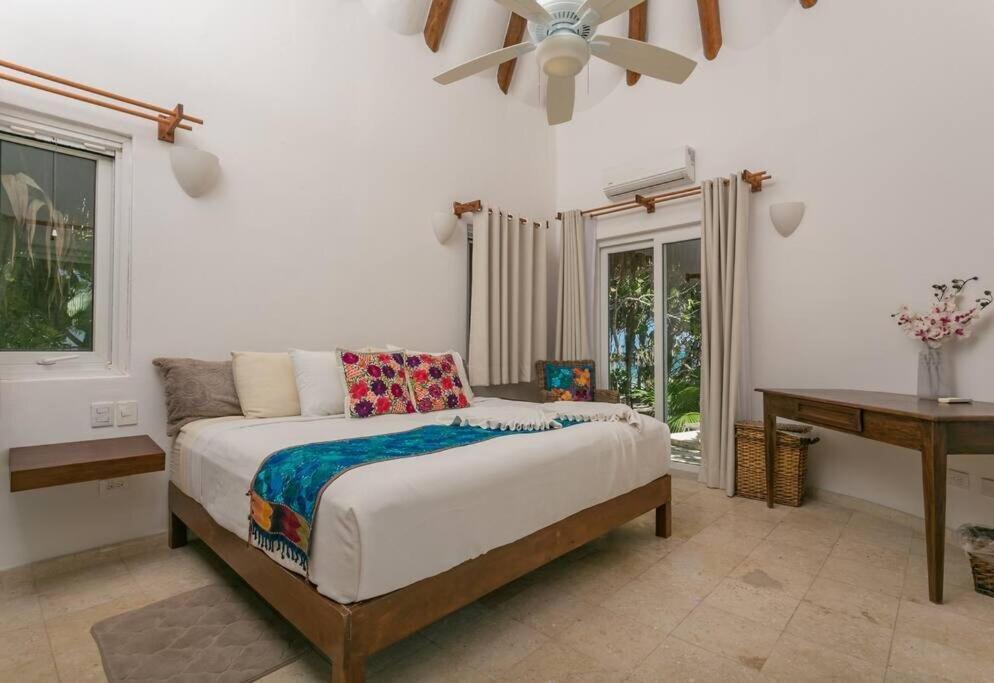 Luxury 5-Br Beachfront Home In Tulum Casa Sofia Gato Eksteriør billede