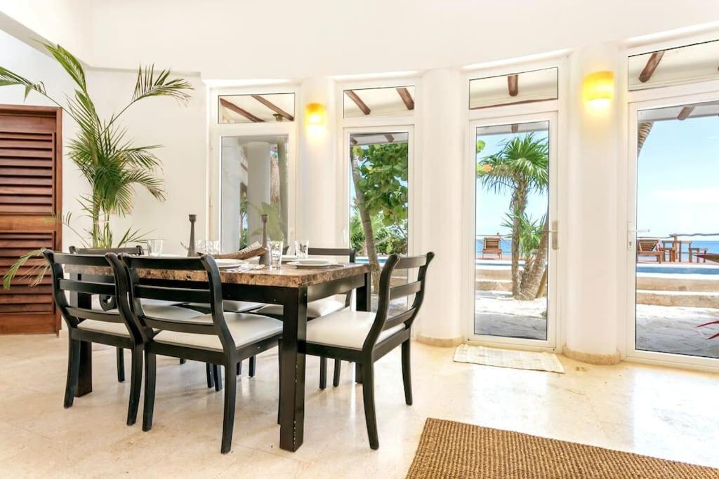 Luxury 5-Br Beachfront Home In Tulum Casa Sofia Gato Eksteriør billede